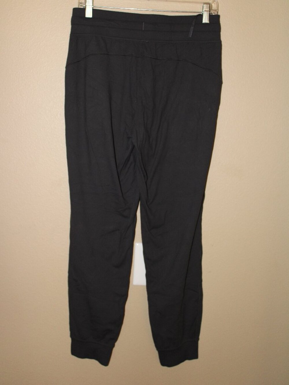LuLuLemon Joggers - Picture 2 of 2